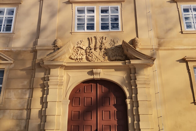 Jižní křídlo hospodářského dvora, po obnově