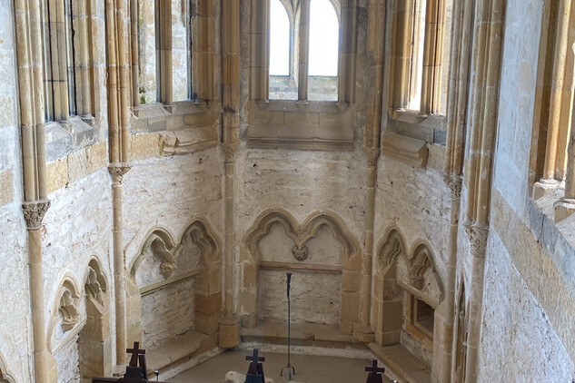 Vzácné dřevořezby z bezdězské křížové cesty